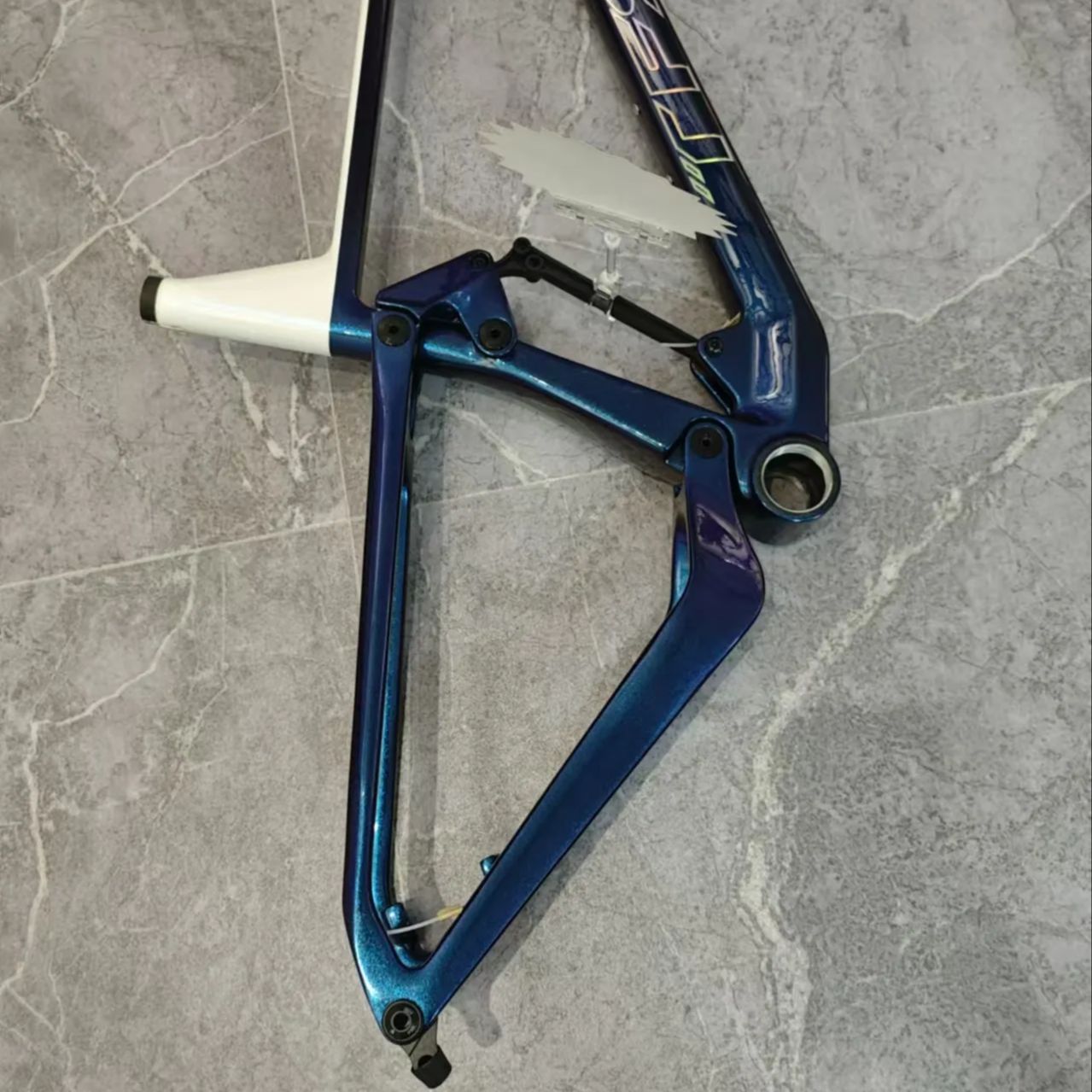 ใหม่ MTB คาร์บอนไฟเบอร์นุ่มหาง - Mountain Biking New Forest บทวิจารณ์และราคา
